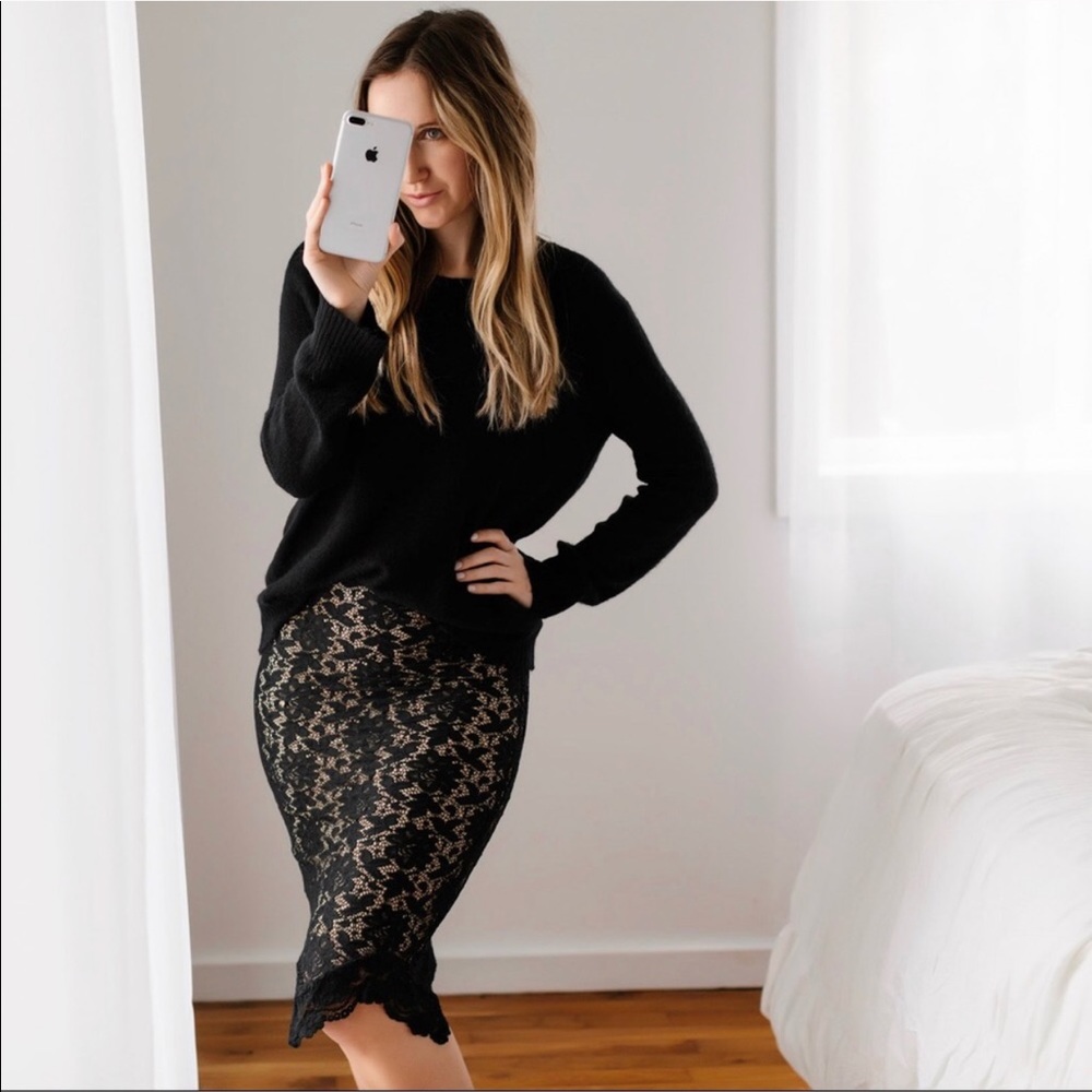 🆕🔄Lafayette Lace Skirt